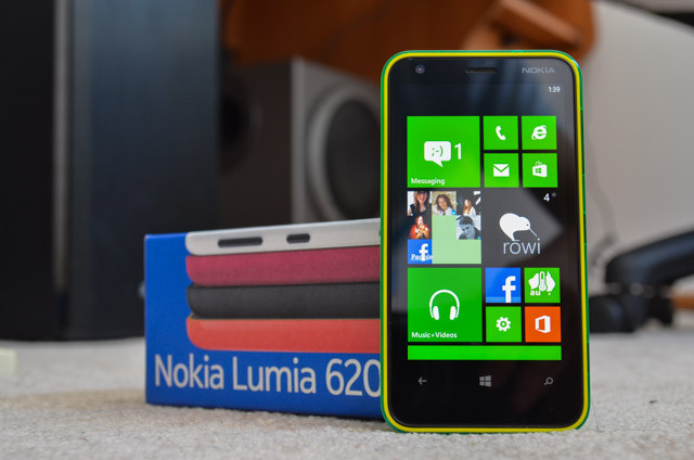 1362296018_Review Nokia Lumia 620.jpg